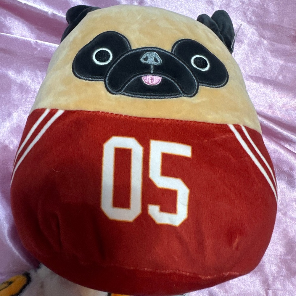 Pug squishmellow